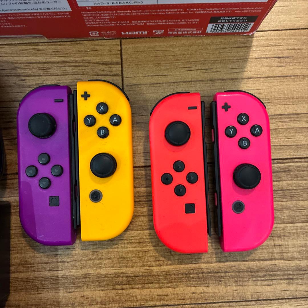 ダ*キ様 Nintendo Switch 本体 カラージョイコン付き