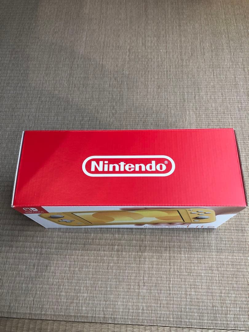 新品未開封　Nintendo Switch Lite イエロー 本体