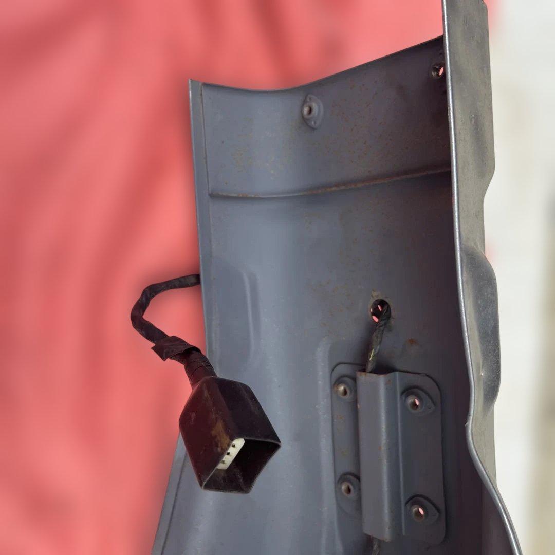 Z1 Z2 純正　リアフェンダー　テールランプ付き　ヤレ　18