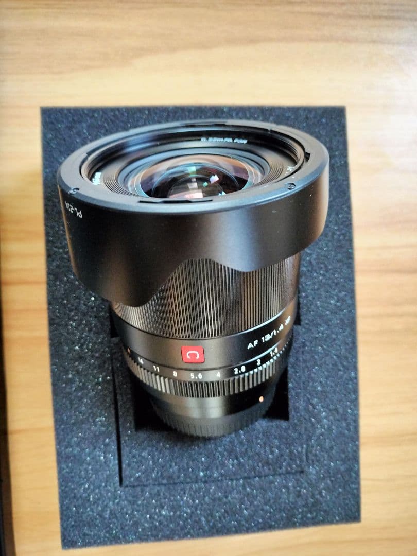 tominyan　viltrox af 13mm f1.4 xf
