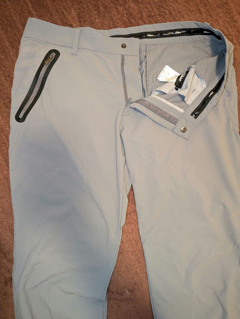 人気Lサイズ　タイトリスト ゴルフウェア セット（ポロシャツ・パンツ・バイザー）