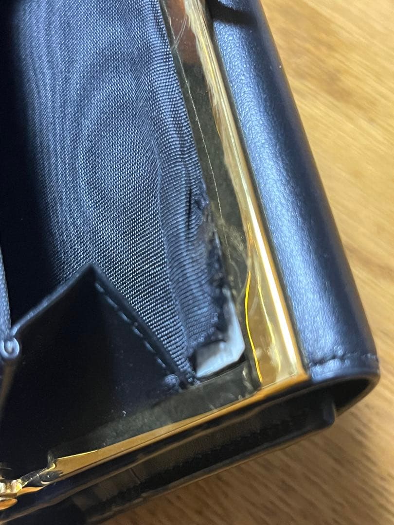 ドルチェ&ガッバーナ財布　※破れあり(必ず説明を読んだ上で検討ください。)