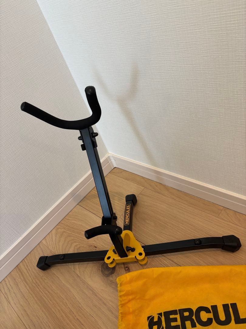 メイビス　アルトサックス　HERCULES製スタンド付き