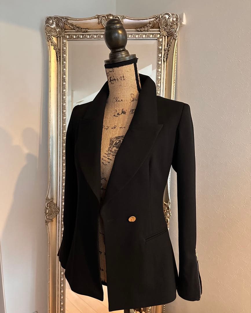 ☆【試着のみ❗️】JENNEジェンヌ シャープカラー テーラージャケット ☆