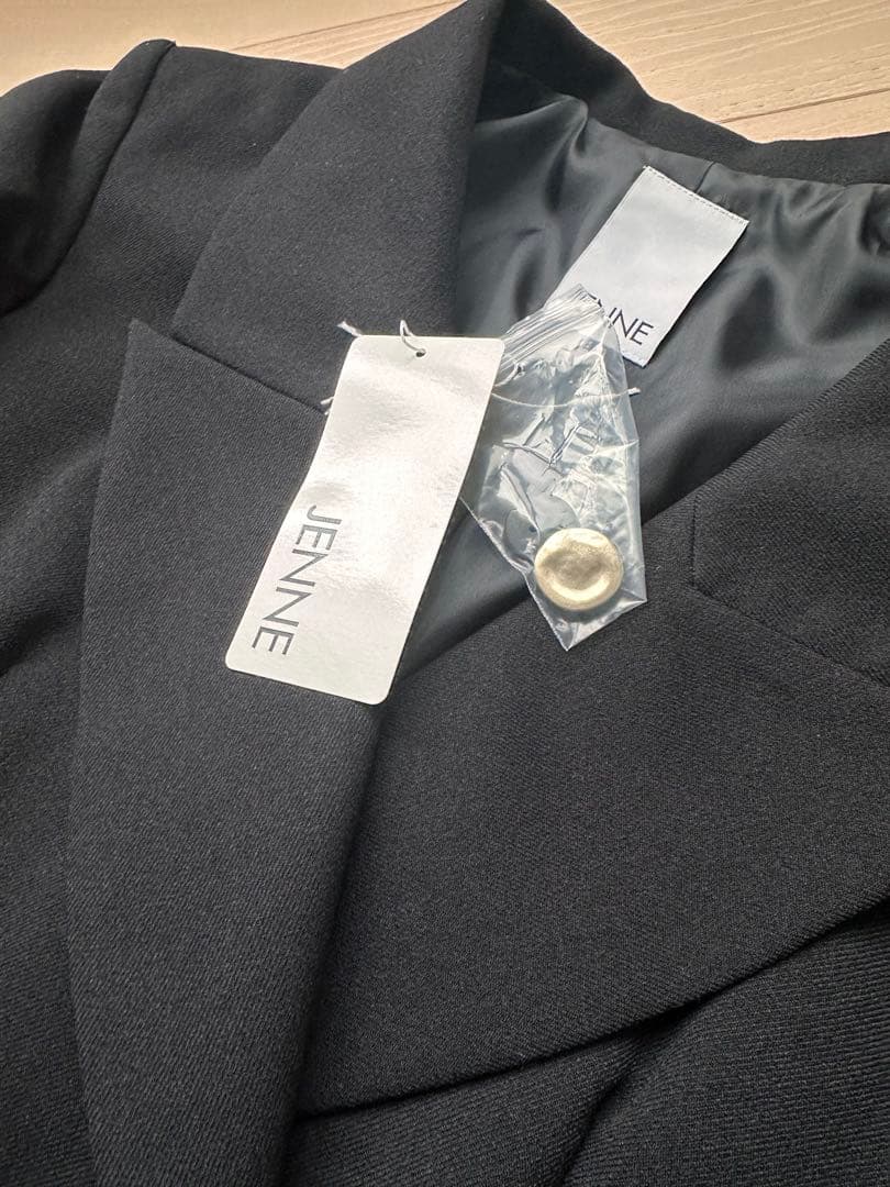 ☆【試着のみ❗️】JENNEジェンヌ シャープカラー テーラージャケット ☆