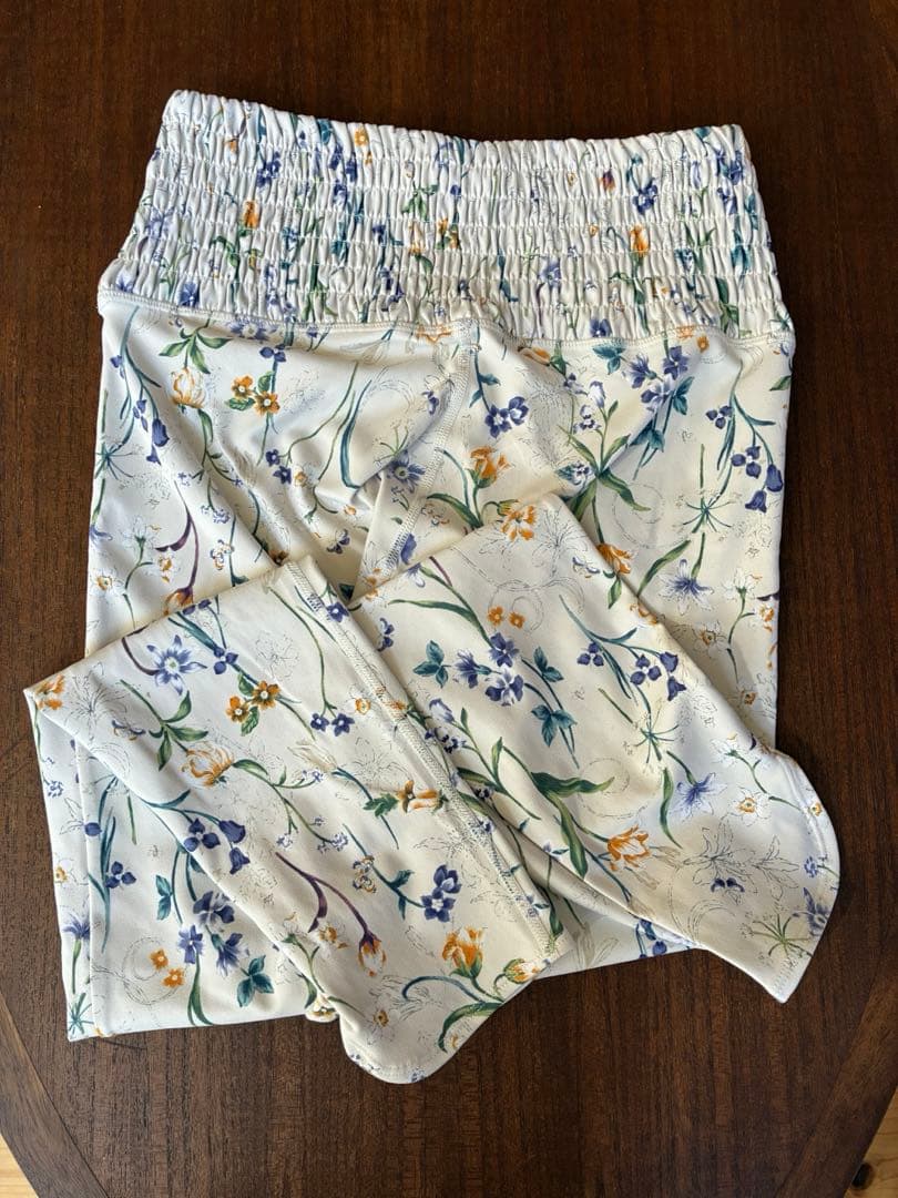 SUKALA ボタニカルシャーリングカバータンク　上下セットアップ　Mサイズ