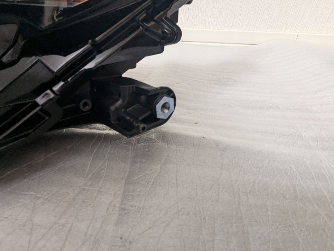 80系 ハリアー 左LEDヘッドランプユニット