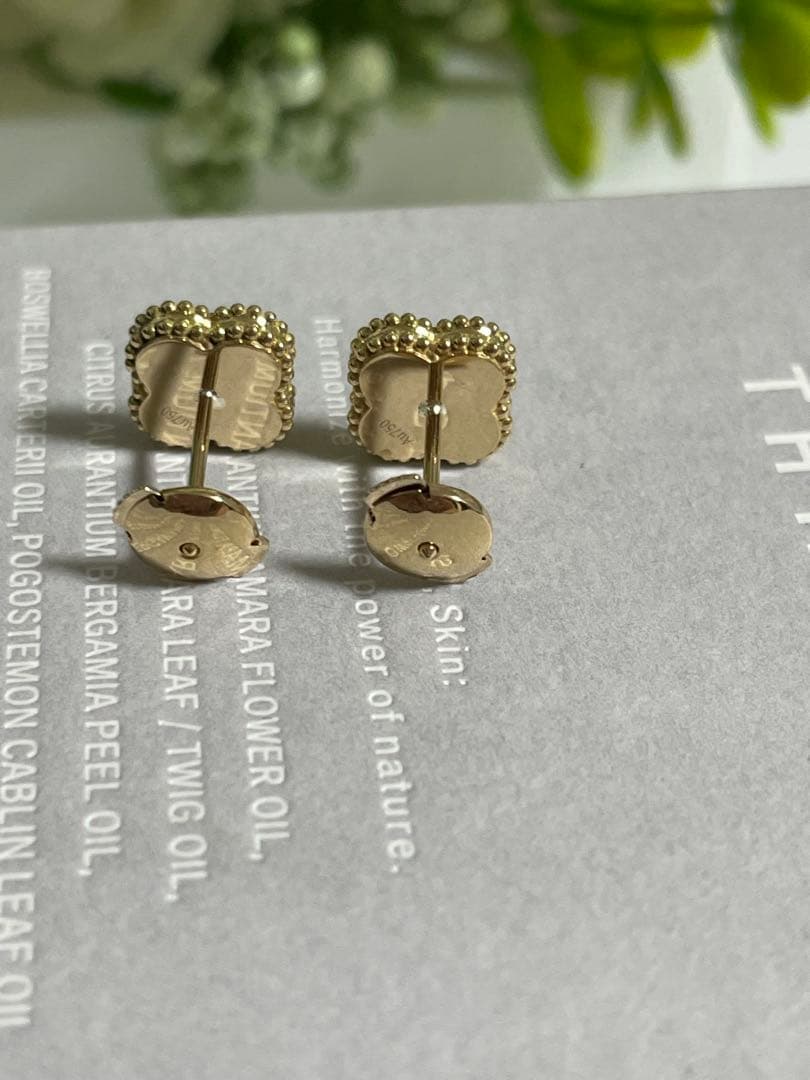 オニキスピアス　k18 新品