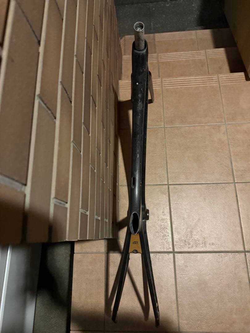 GIANT TCR カーボンフレーム　送料込み2000円＋で可能