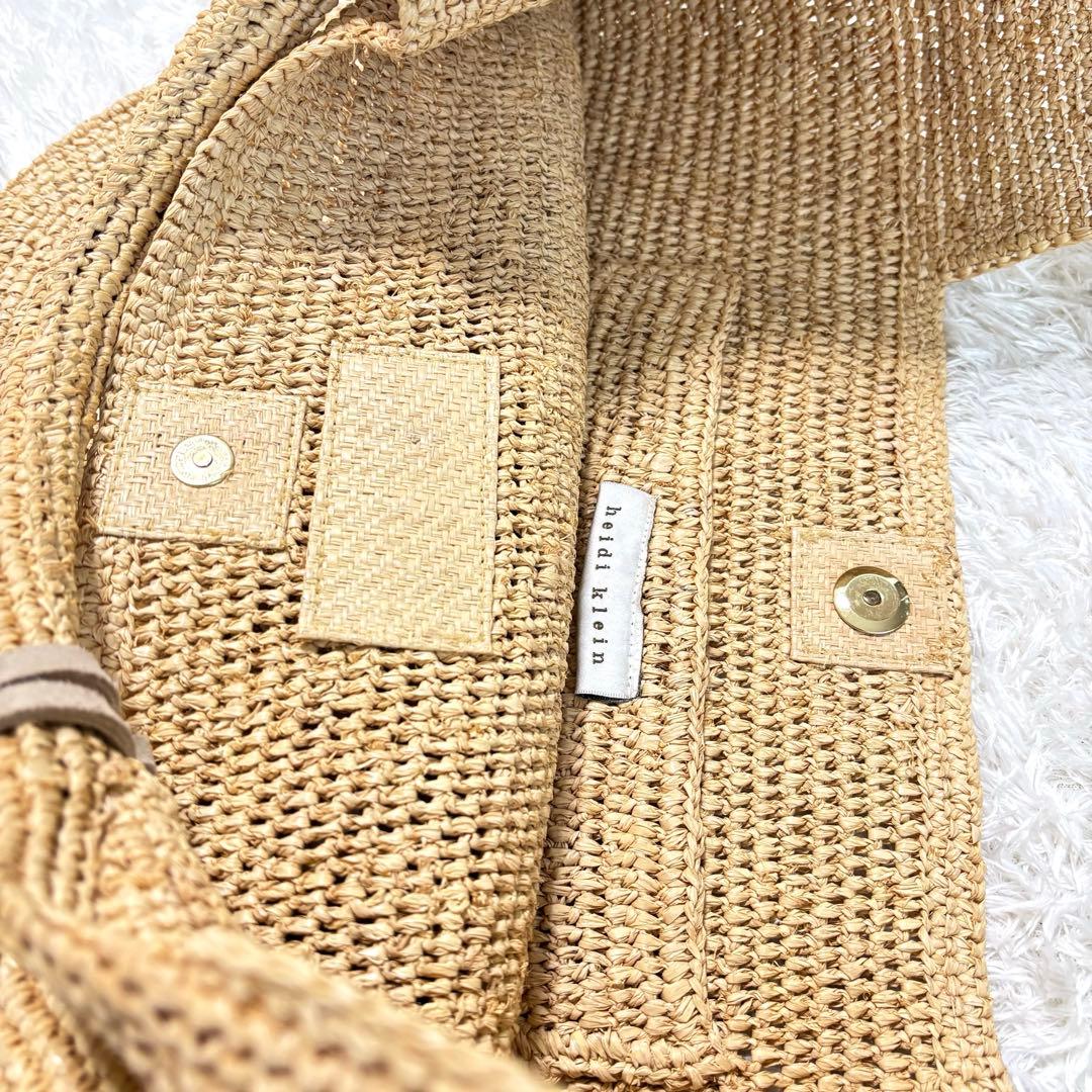 新品未使用品♪ HEIDI  ラフィアバッグ カゴバッグ フリンジ付き