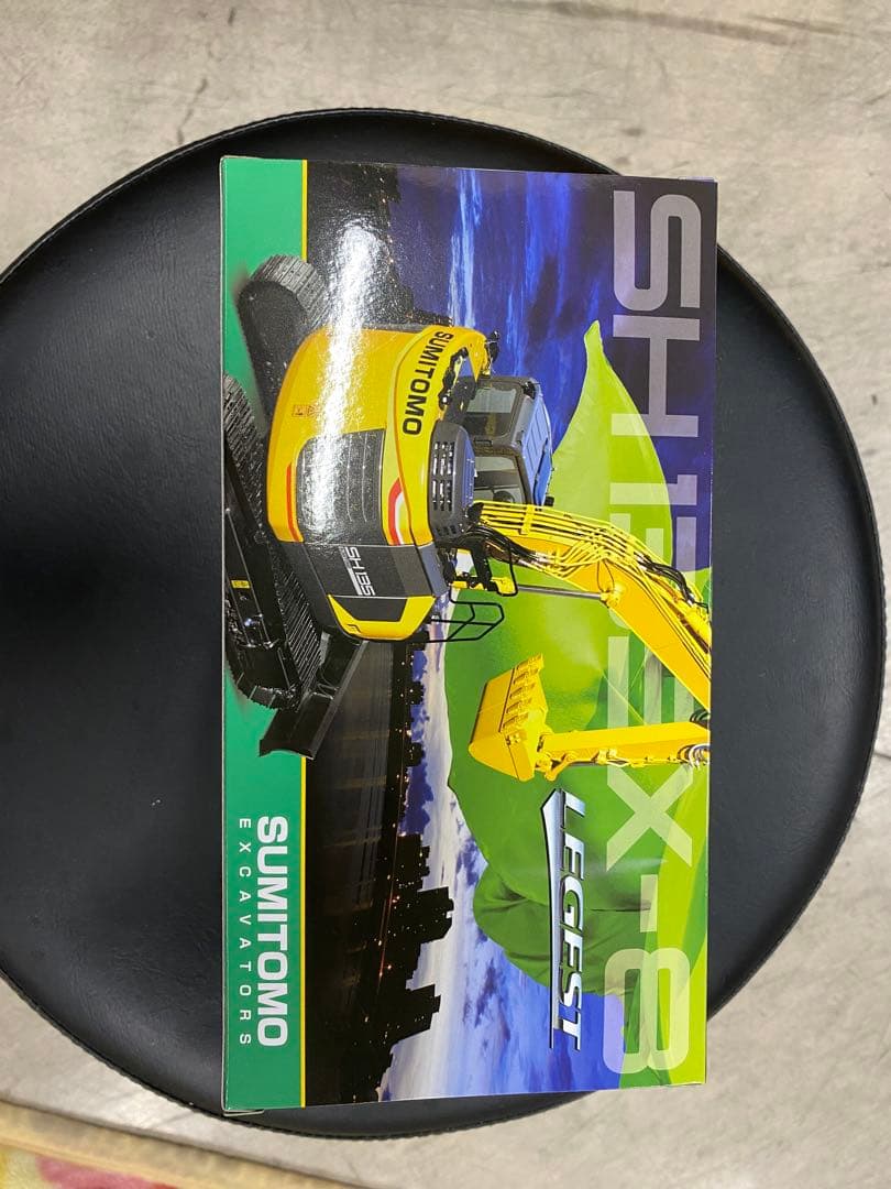SUMITOMO SH135X-8 1/50スケールモデル　住友建機　ミニチュア