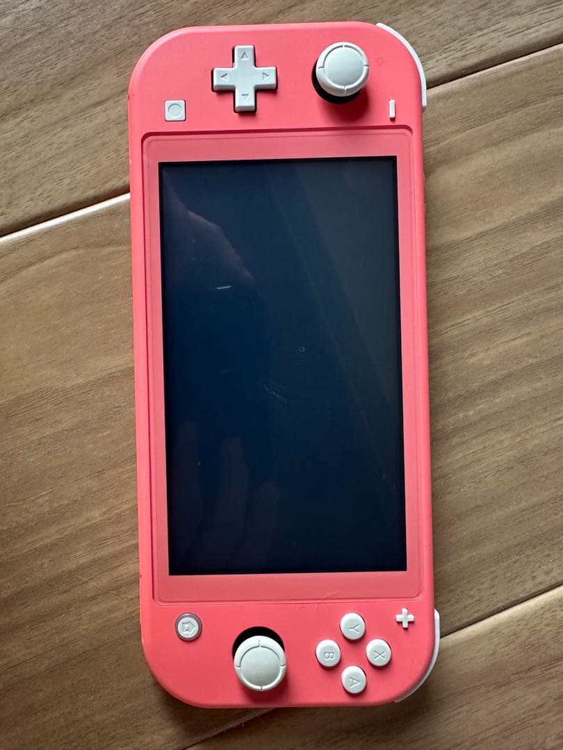 Nintendo Switch Lite コーラル（外箱,充電コード付き）