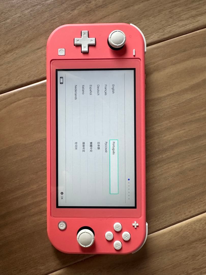 Nintendo Switch Lite コーラル（外箱,充電コード付き）