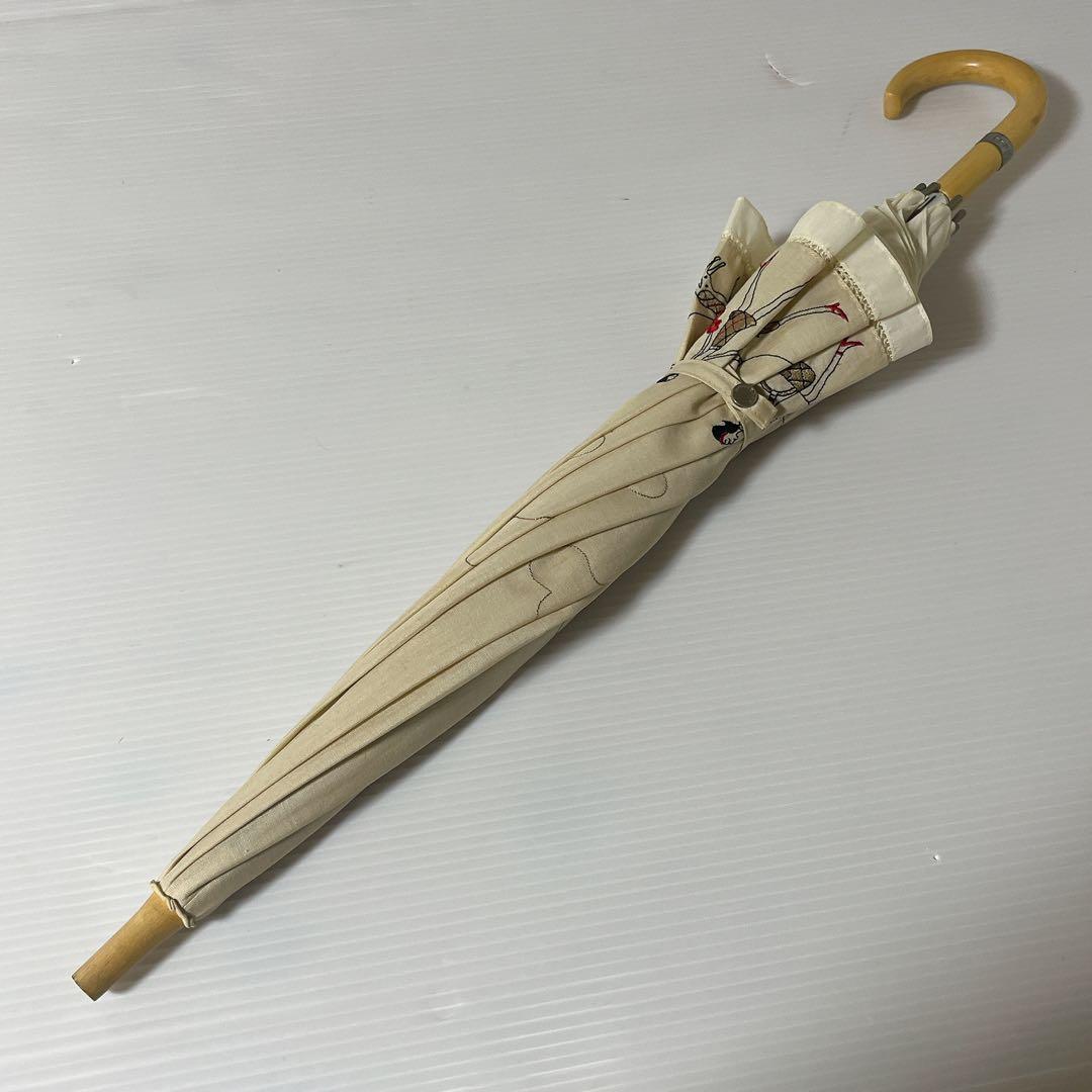 BURBERRY 日傘　犬の散歩　女の子　全刺繍ノヴァチェック