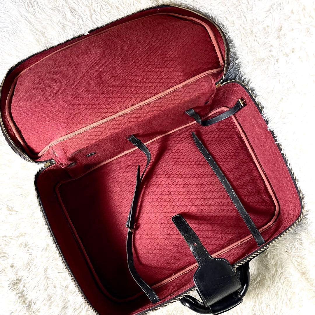 グッチ　GUCCI ボストンバッグ　大容量　ブラック　レザー　旅行カバン