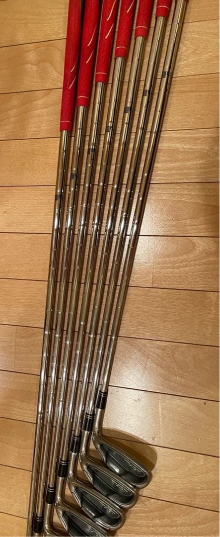 A645 DEEP CAVITY ゴルフクラブ7本セットアイアン