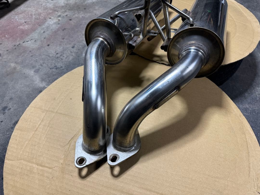 h*2様 柿本改レヴォーグ 用マフラー