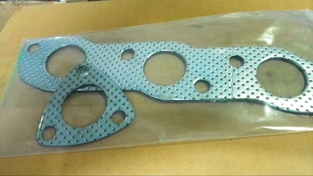 u*e様 ステンレス マニホールド ラパン ワゴンR アルト セルボ he21