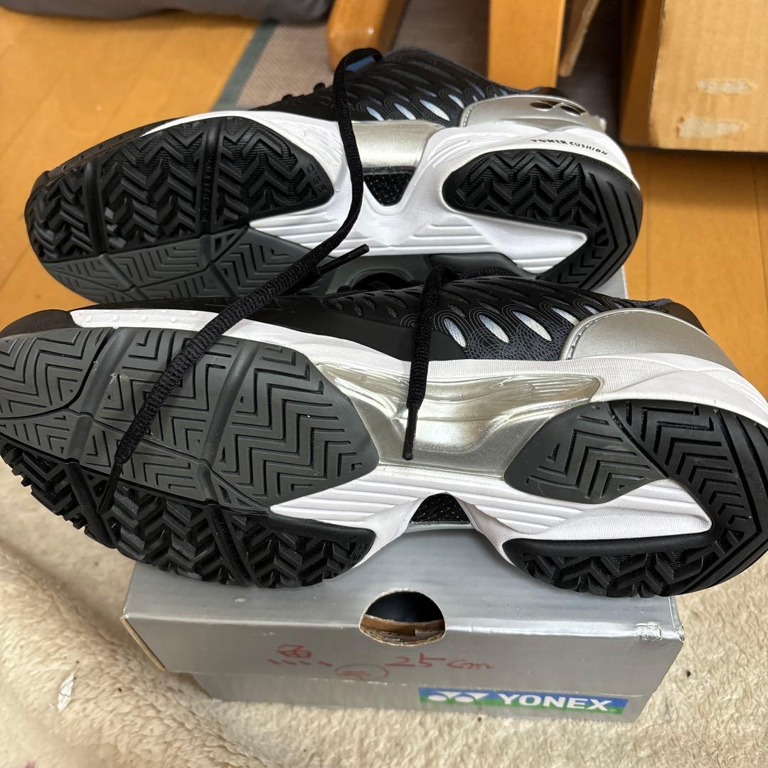ヨネックステニスシューズ