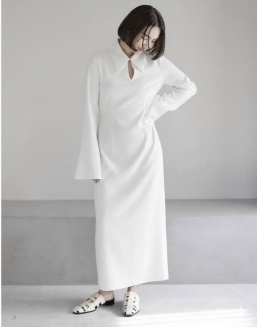 フレイアイディー　ワンピース　ホワイト　【新品・タグ付】訳あり　キャミ付き　赤字