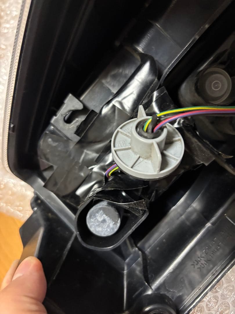 KaiY♡様 タントカスタムLA600S左純正テール