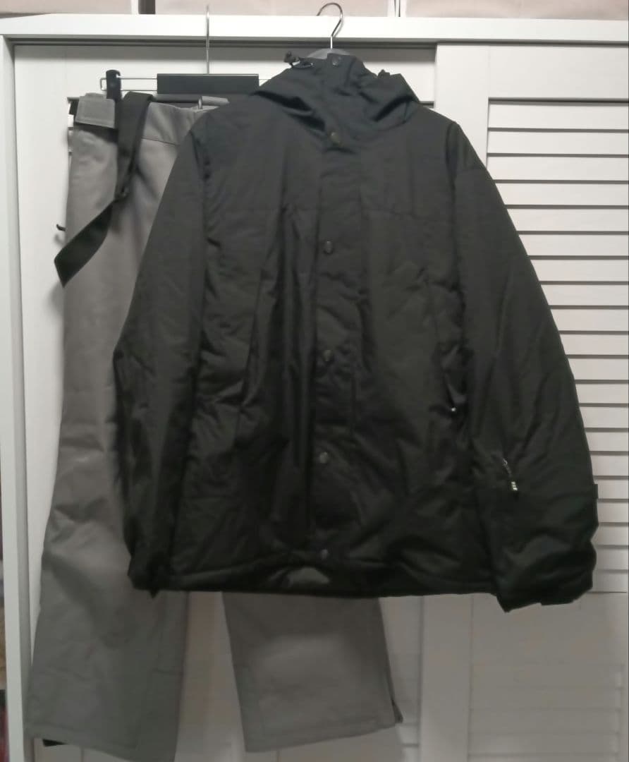 スキー スノーウェア　上下セット　パンツ　長ズボン　ジャケット　コート　L