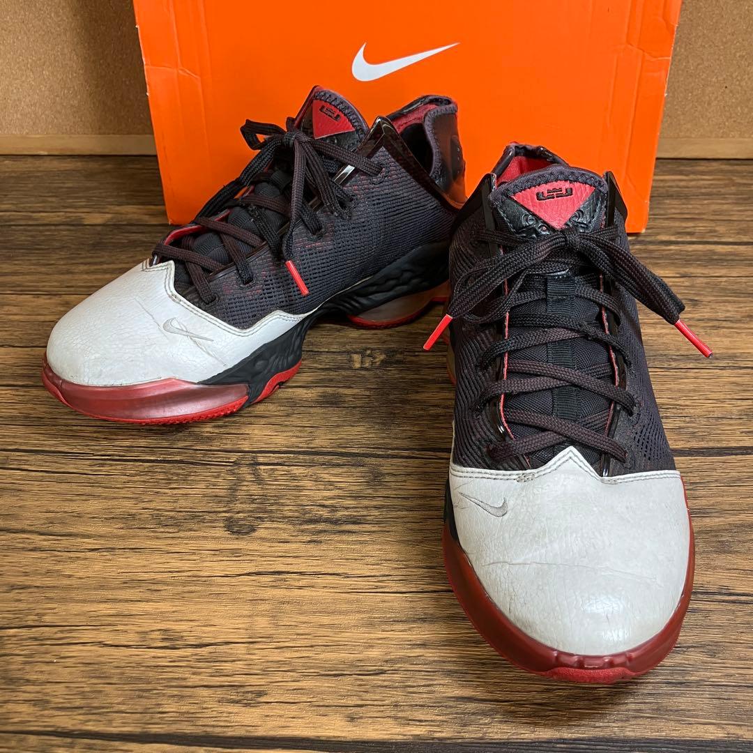 （K25767）ナイキ レブロン・ジェームズ 19 26.0㎝ バスケットボール