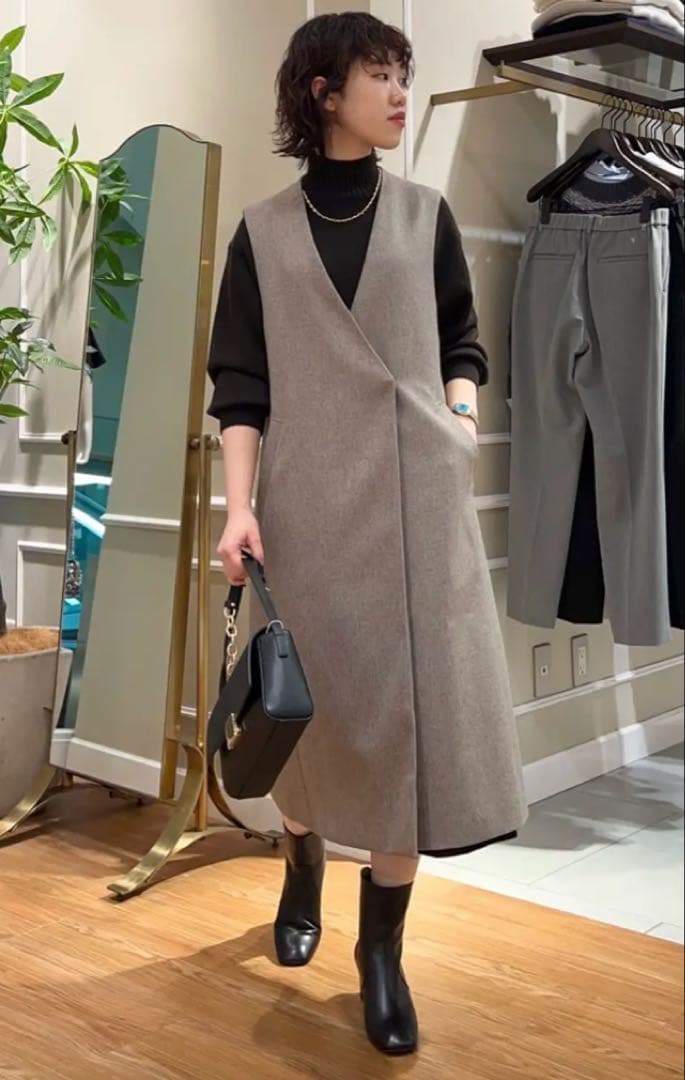 完売　23区　ウールカシミヤブレンド ハイネック ワンピース　¥28,600