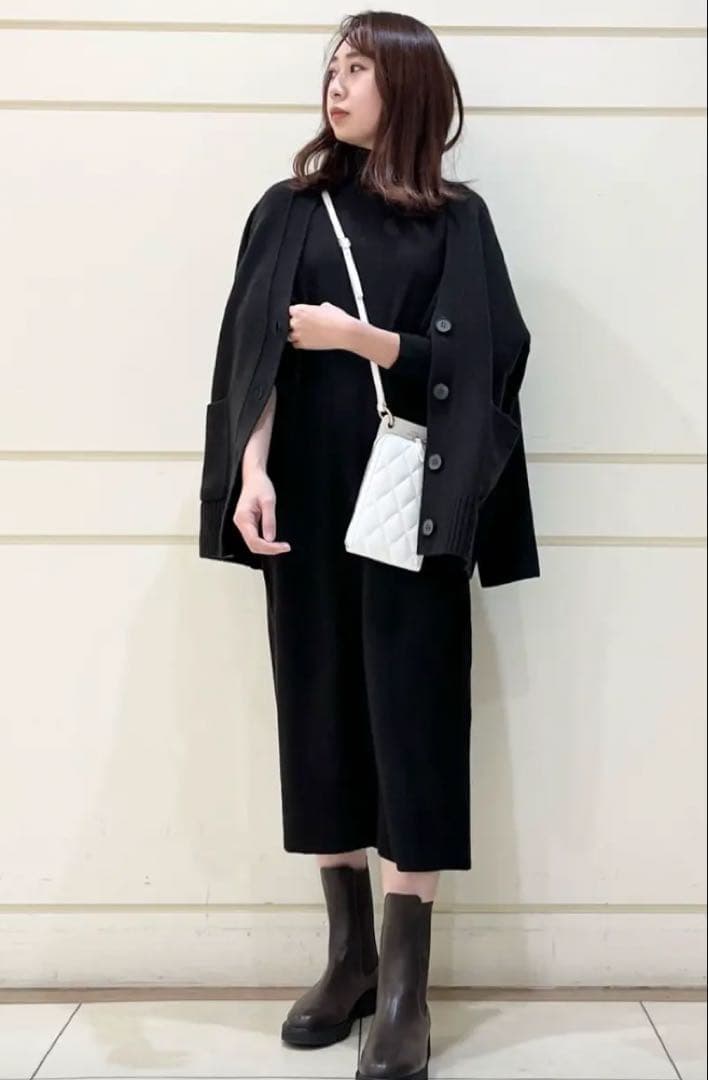 完売　23区　ウールカシミヤブレンド ハイネック ワンピース　¥28,600