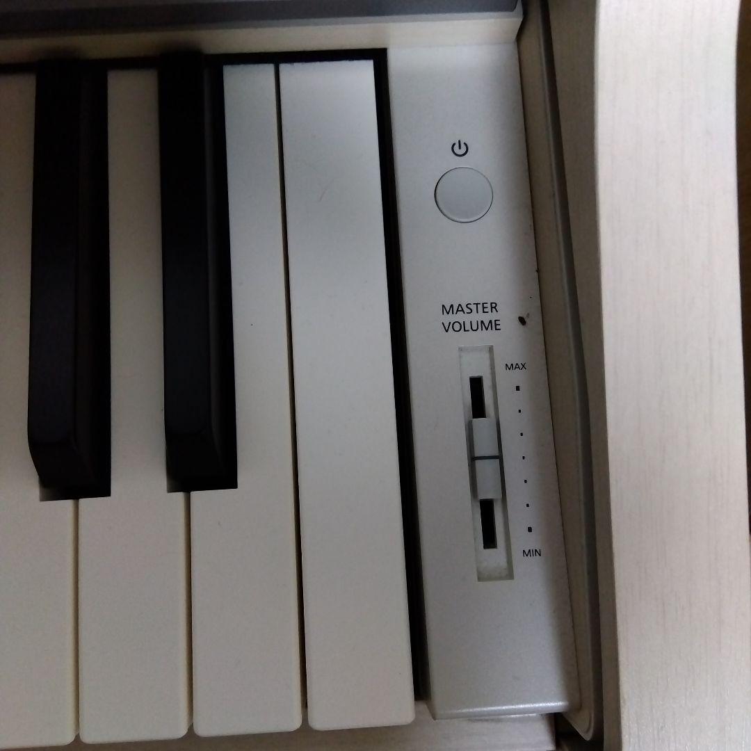 CN25 ホワイト電子ピアノ