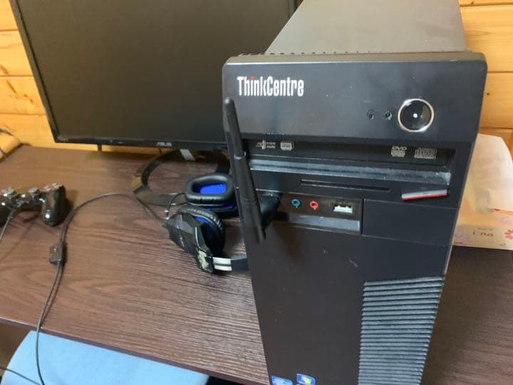 ただいま値下げ中！！！買ってすぐ使えるps4&pcセット！