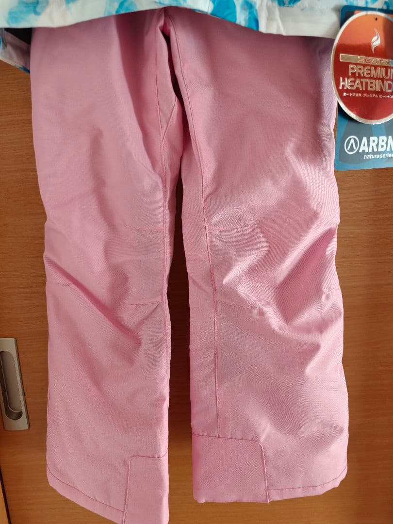 ARBN（エアボーン）スキーウェア上下セット 130cm　未使用保管品