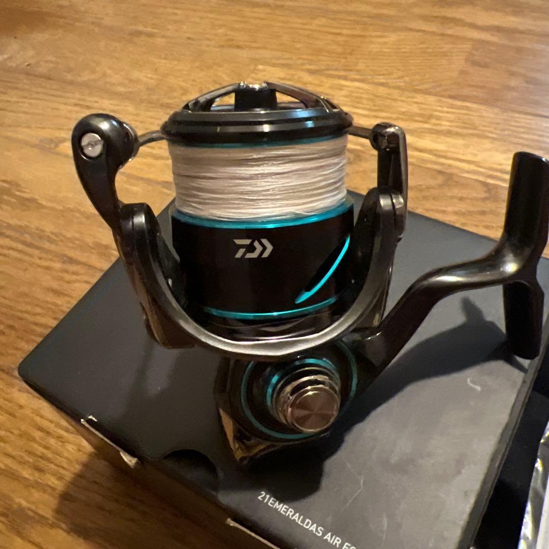 エメラルダス AIR FC 2500S スピニングリール