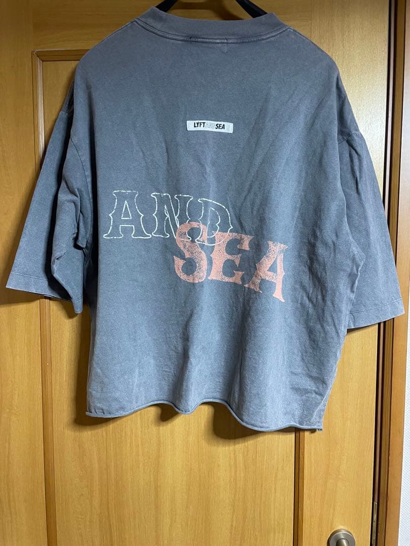 Lyft x WIND AND SEA コラボＴシャツ S