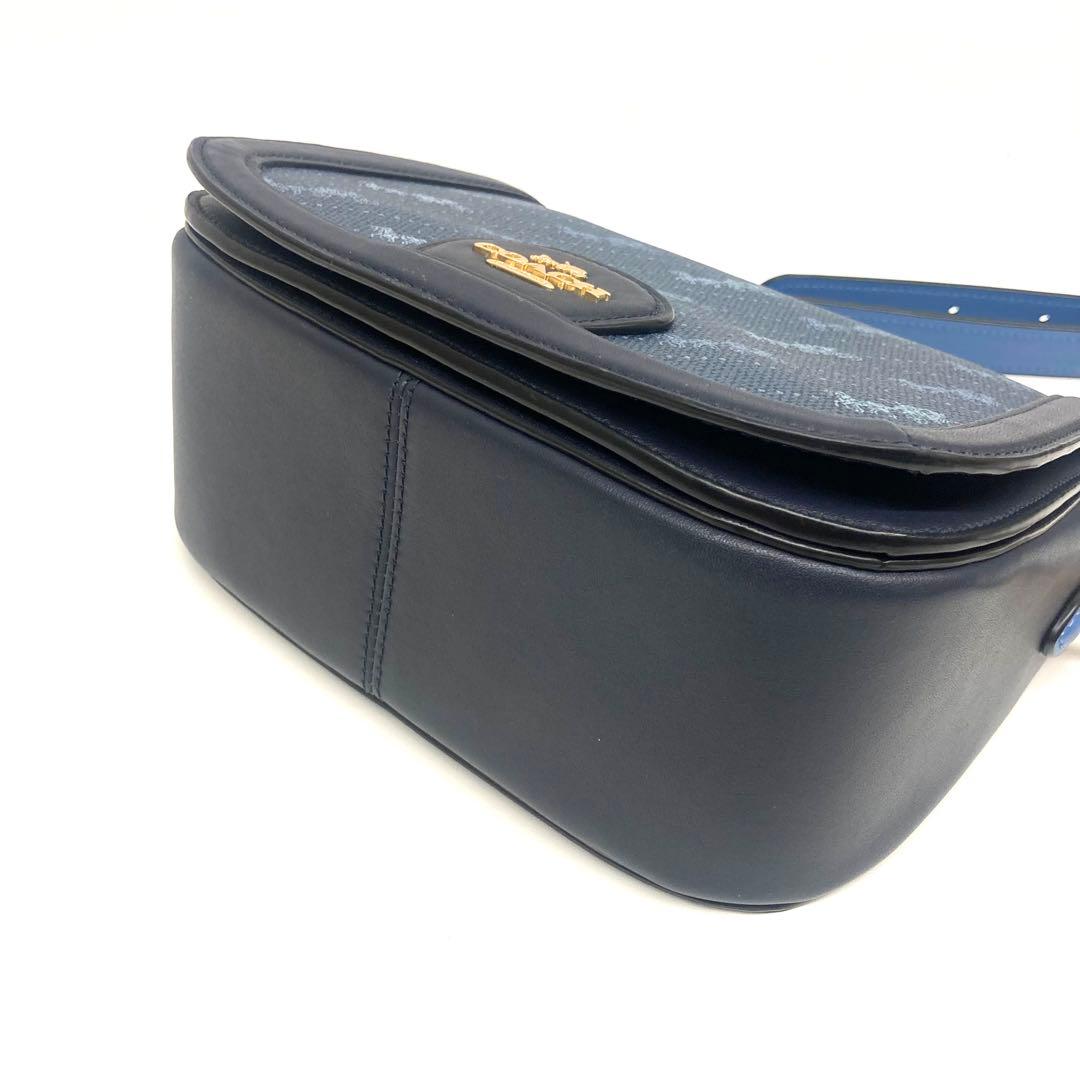 ✨極美品✨COACH斜め掛けショルダーバッグ　レディース　ネイビー　ブルー系⭐︎