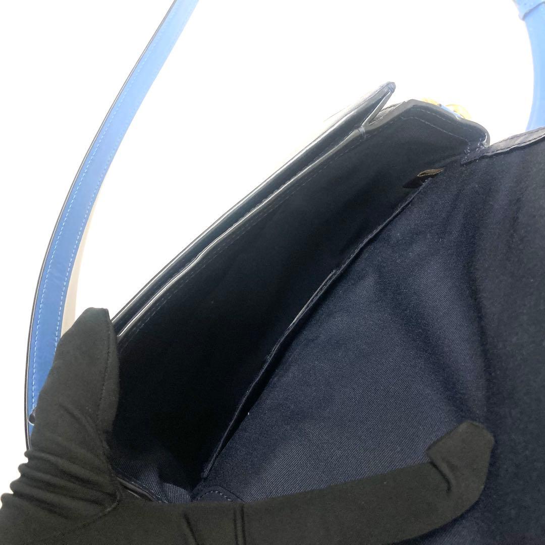 ✨極美品✨COACH斜め掛けショルダーバッグ　レディース　ネイビー　ブルー系⭐︎