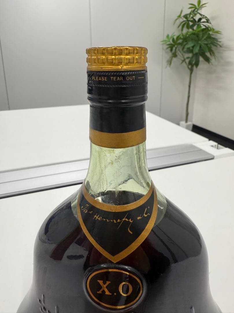 Hennessy XO ヘネシー XO クリアボトル金キャップ 700ml