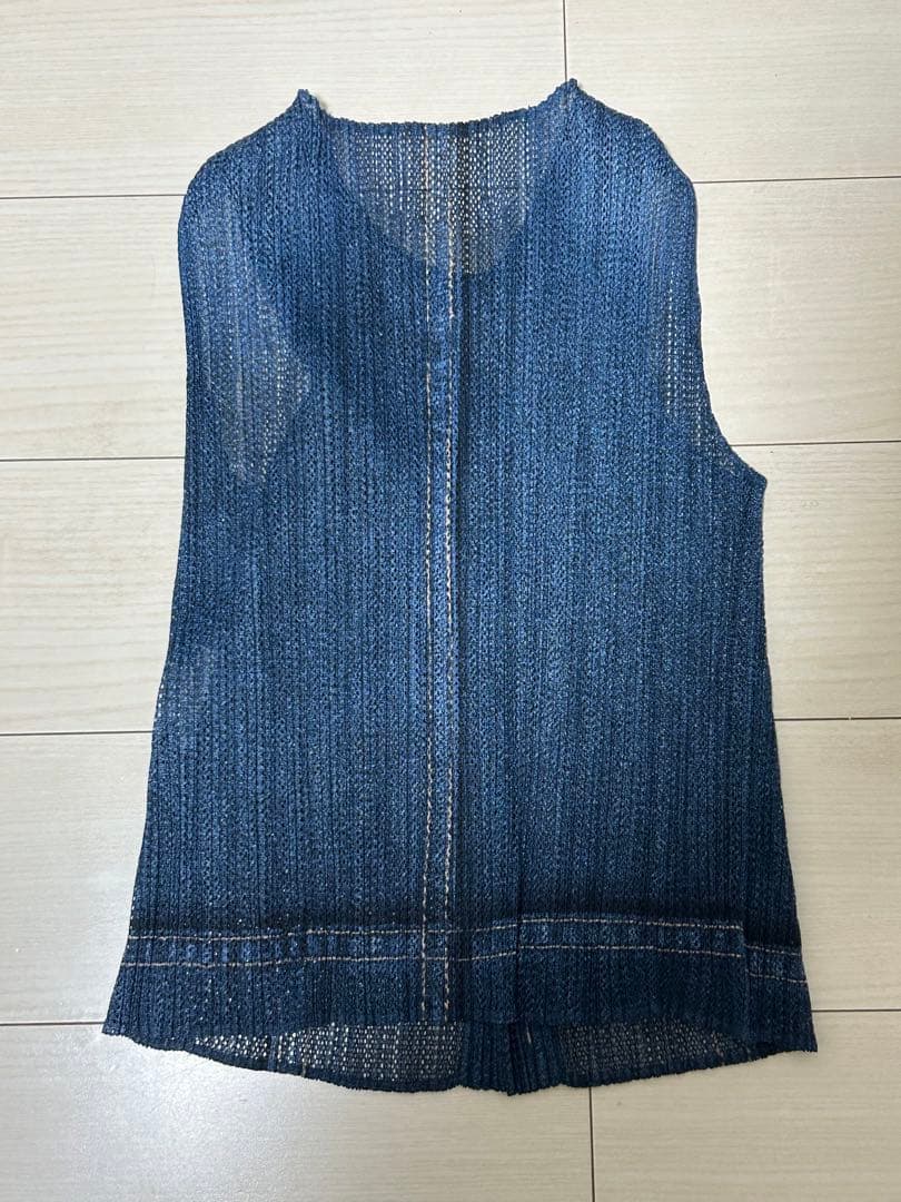 issey miyake / pleats please / 転写 デニムベスト