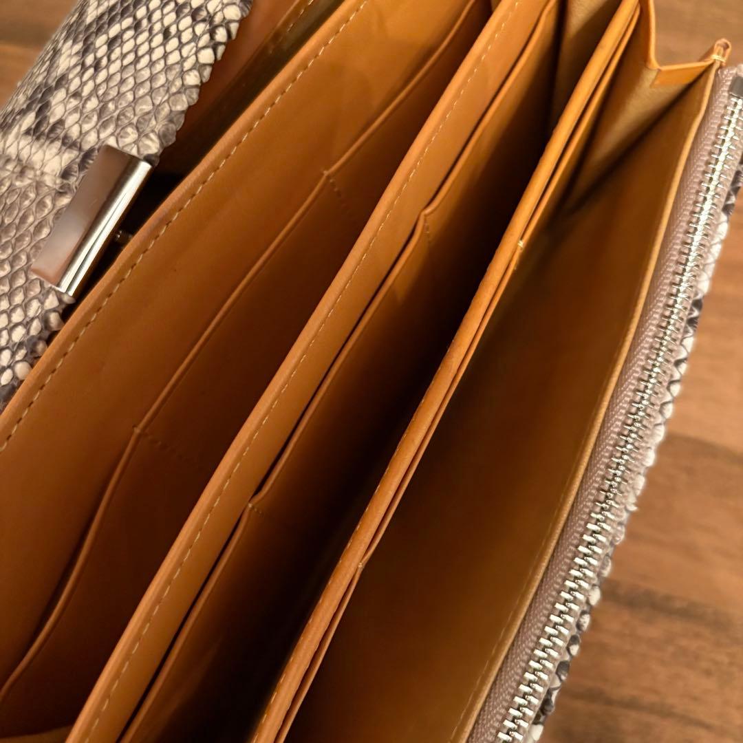 isola アイソラ マット パイソン 長財布