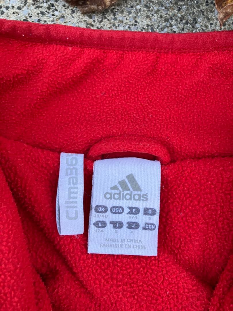 アディダス×バイエルンミュンヘンフリースハーフジップジャケット　ドリルトップ