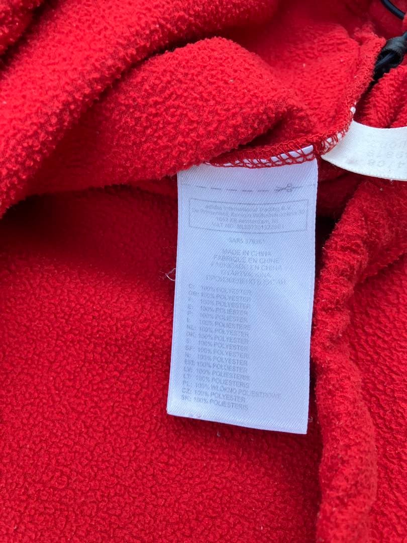 アディダス×バイエルンミュンヘンフリースハーフジップジャケット　ドリルトップ