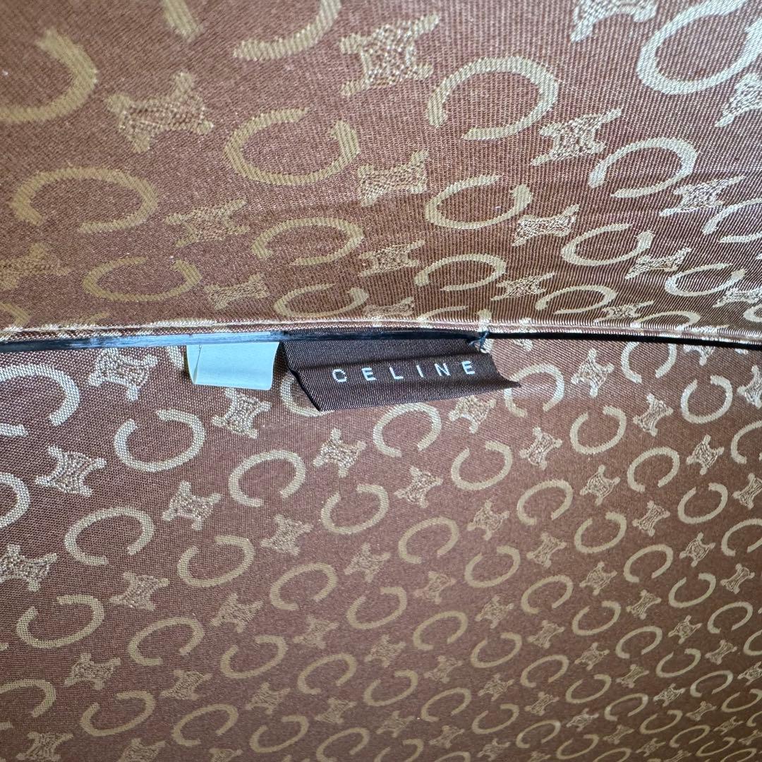 美品 CELINE セリーヌ Cマカダム総柄 長傘 ロゴ金具付き 雨傘