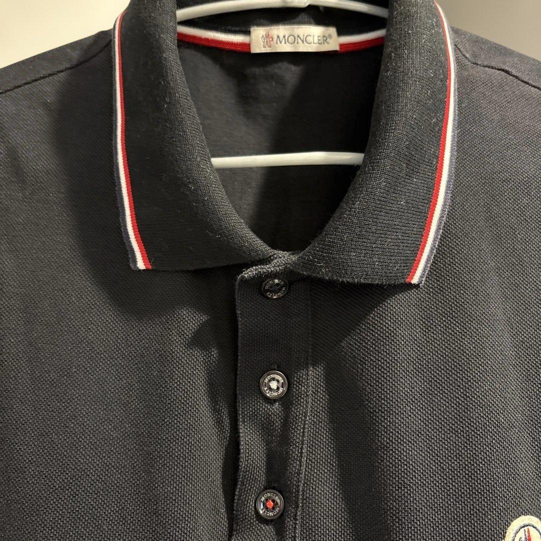 MONCLER ブラック ポロシャツ