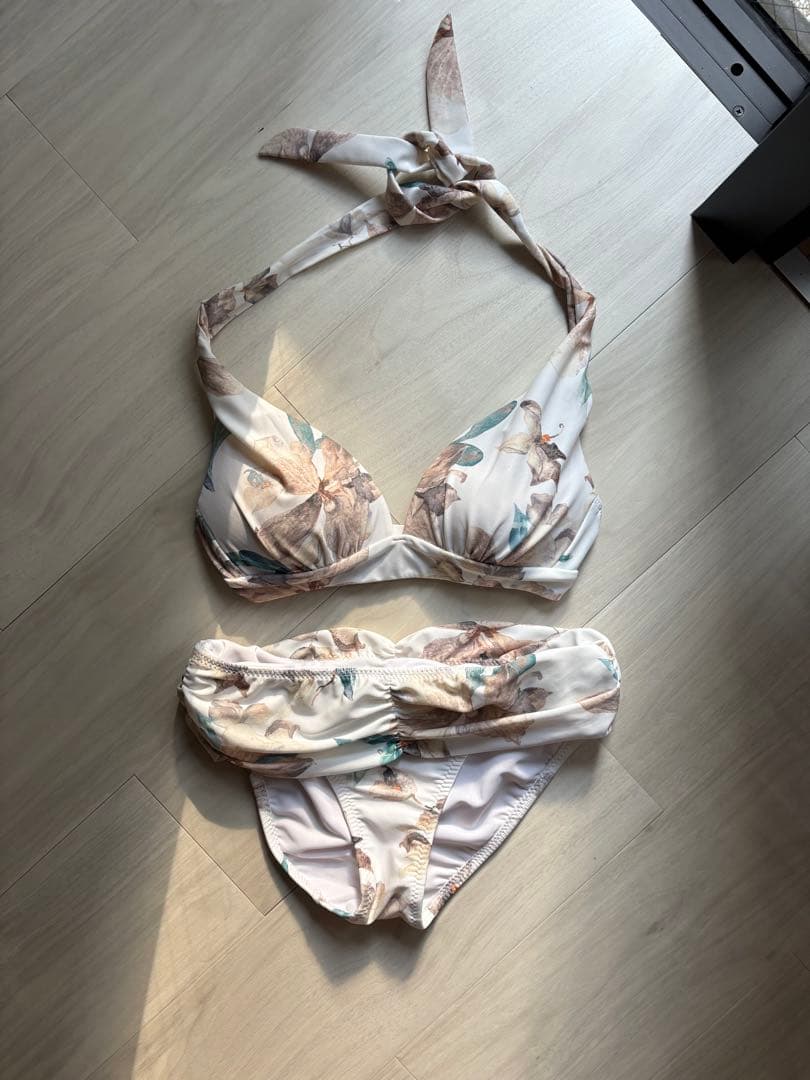 美品 PEAK&PINE Riberceフローラル ホルターネック 水着 9M