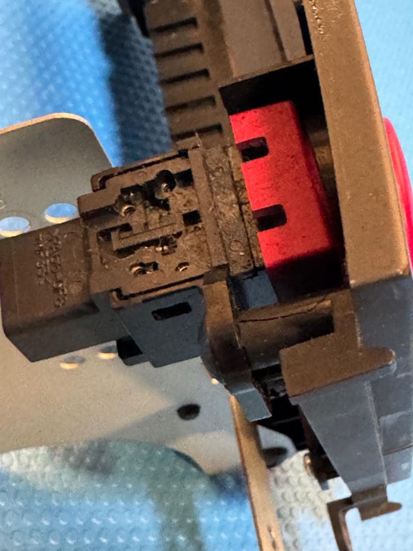 スバル　オーディオパネル ステー付 FH204DOP レガシィ