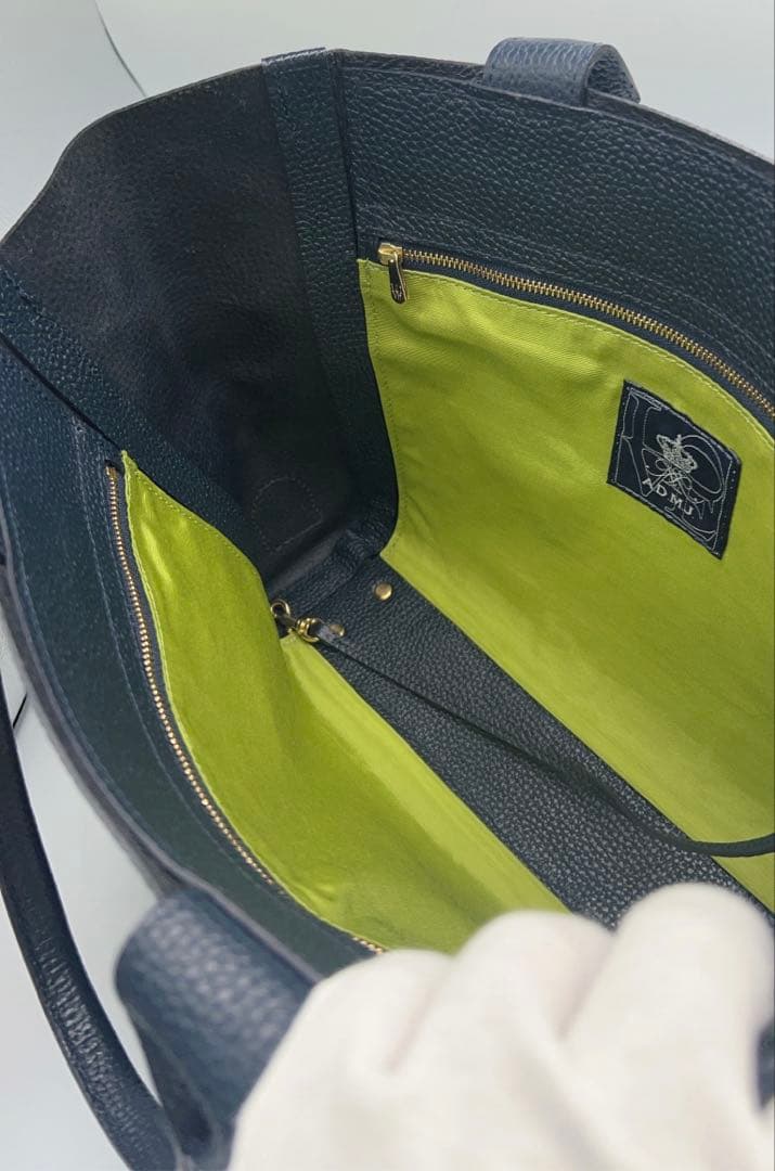 【美品】出品2/6までA.D.M.J エーディーエムジェイ　革トート　紺　A4◎