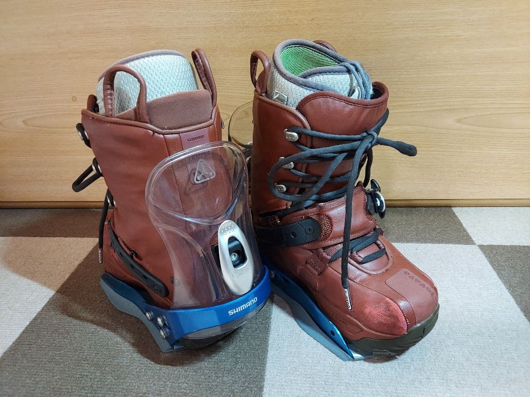 SHIMANO　シマノ　スノーボード　ブーツ(24cm)&ビンディングセット