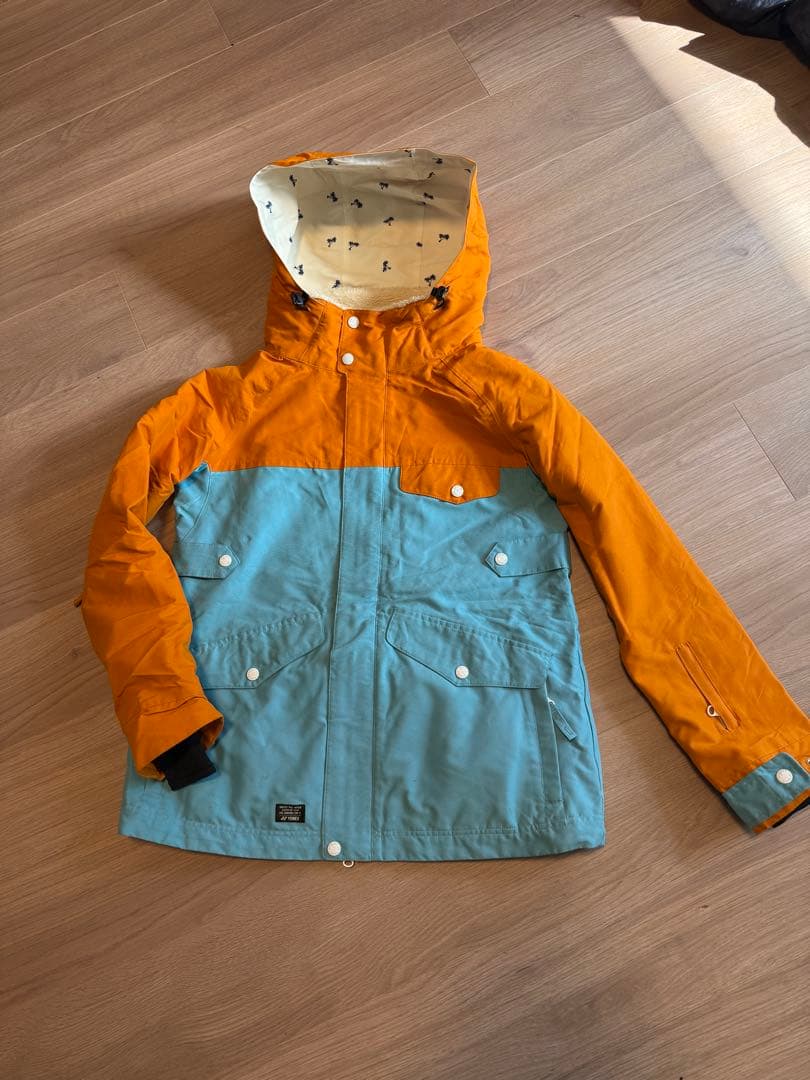 スノーボードジャケット オレンジ 水色