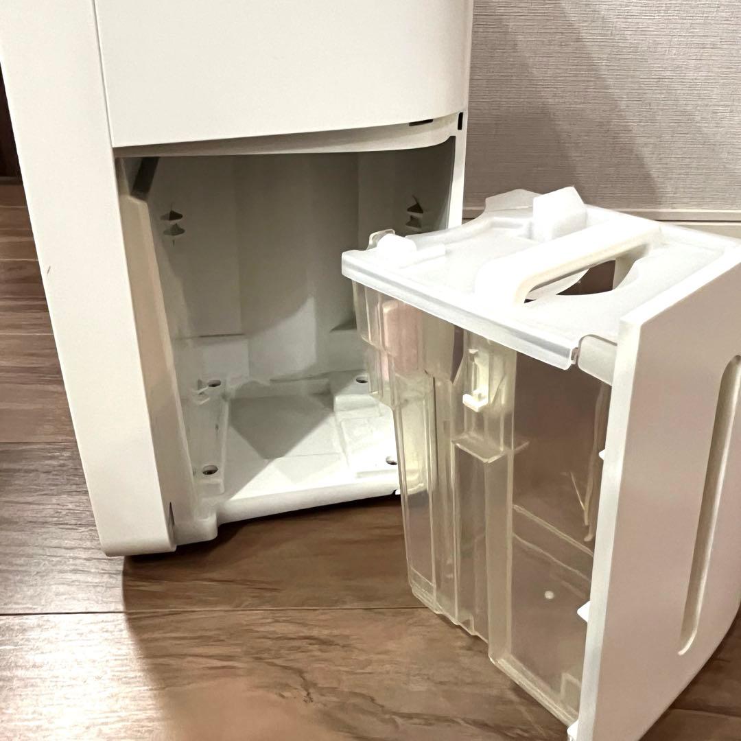 【クリーニング済】シャープ 除湿機 CV-L71-W 衣類乾燥除湿機