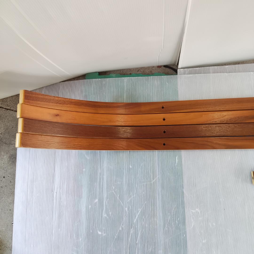 ACTUS取扱　プライウッドコートハンガー　4本脚